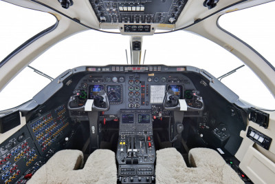 2010 Hawker 400XP: 