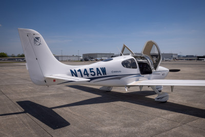 2004 Cirrus SR20 G2: 