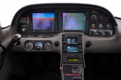 2004 Cirrus SR20 G2: 