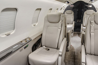 2020 Bombardier Learjet 75: Forward Cabin Looking Aft