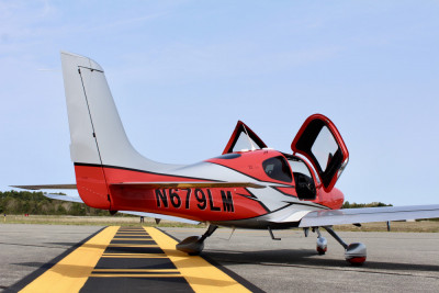 2005 Cirrus SR22 G2: 