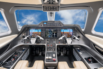 2012 Embraer Phenom 100: 