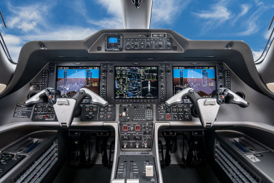 2012 Embraer Phenom 100: 