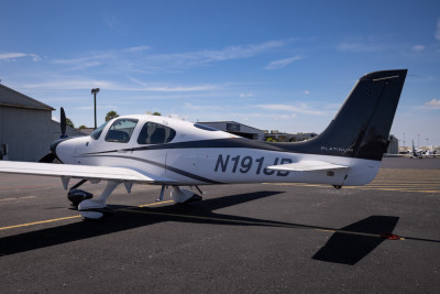 2016 Cirrus SR22T G5 GTS: 