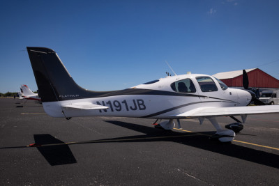 2016 Cirrus SR22T G5 GTS: 