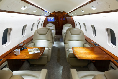 2011 Bombardier Challenger 300: 