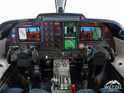 2000 Piaggio Avanti P-180: 