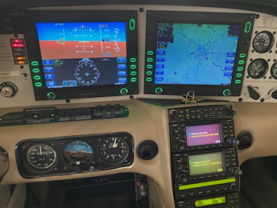 2004 Cirrus SR22 G2: 