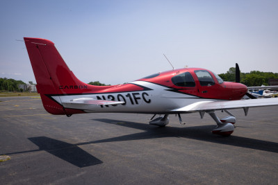 2023 Cirrus SR22 G6 GTS: 