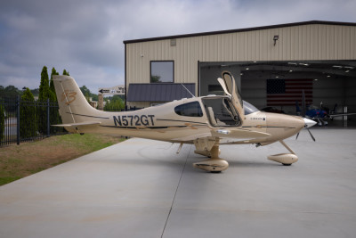2007 Cirrus SR22 G3 GTS: 
