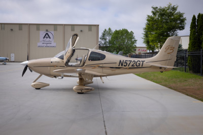 2007 Cirrus SR22 G3 GTS: 