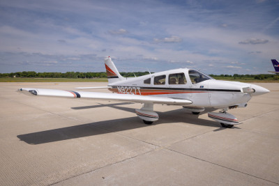 1985 Piper PA-28-236 Dakota: 