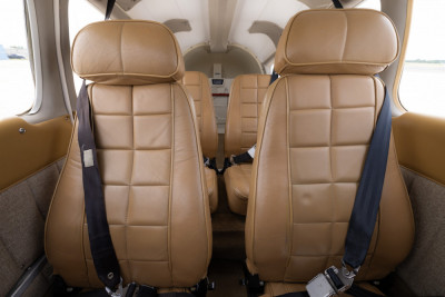 1985 Piper PA-28-236 Dakota: 