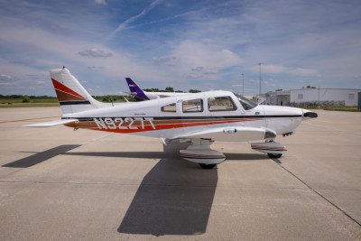 1985 Piper PA-28-236 Dakota: 