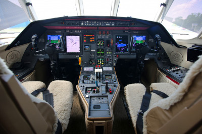 2004 Dassault Falcon 2000: 