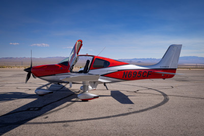 2017 Cirrus SR22T: 