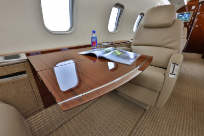 2005 Bombardier Challenger 300: 