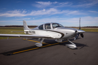 2012 Cirrus SR22T G3 GTS: 