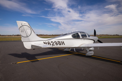 2012 Cirrus SR22T G3 GTS: 