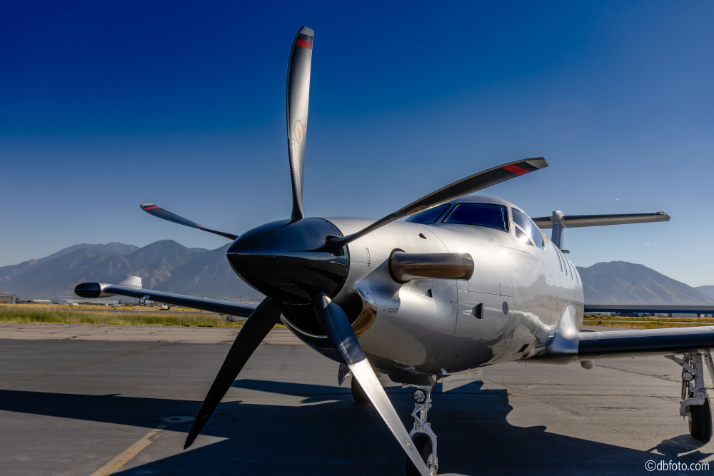 Pilatus PC-12 NGX 模型 元箱付き