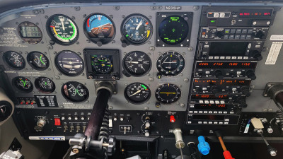 1998 Cessna 182S Skylane: 