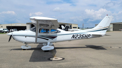 1998 Cessna 182S Skylane: 