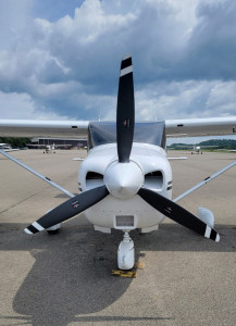 1998 Cessna 182S Skylane: 