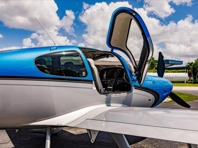 2013 Cirrus SR22T G5 GTS: 