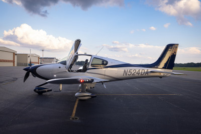 2015 Cirrus SR22 G5: 
