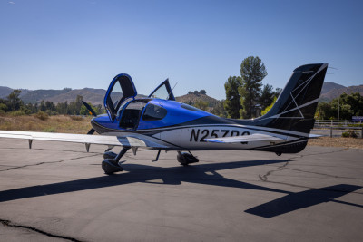 2021 Cirrus SR22T: 