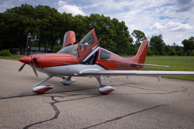 2017 Cirrus SR22T G6 GTS: 