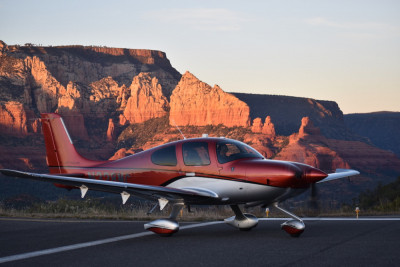 2017 Cirrus SR22T G6 GTS: 