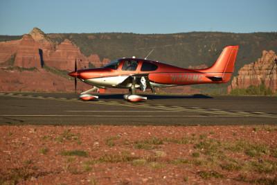 2017 Cirrus SR22T G6 GTS: 