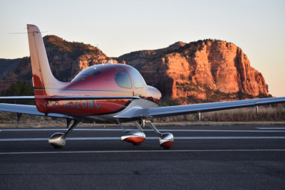 2017 Cirrus SR22T G6 GTS: 