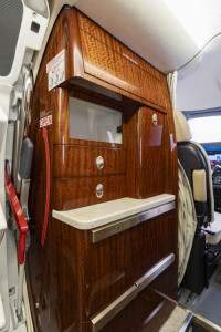 2014 Embraer Phenom 300: 