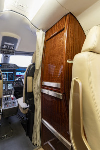 2014 Embraer Phenom 300: 
