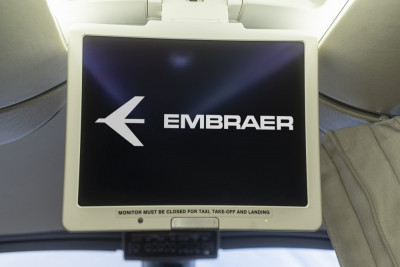 2014 Embraer Phenom 300: 