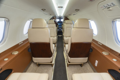 2014 Embraer Phenom 300: 