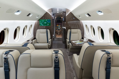 2000 Dassault Falcon 2000: 