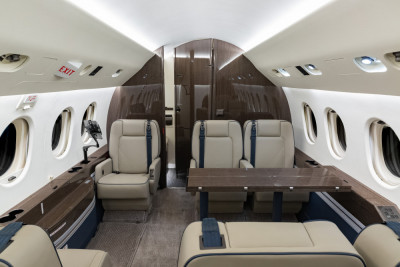 2000 Dassault Falcon 2000: 