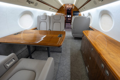 2009 Gulfstream G550: 