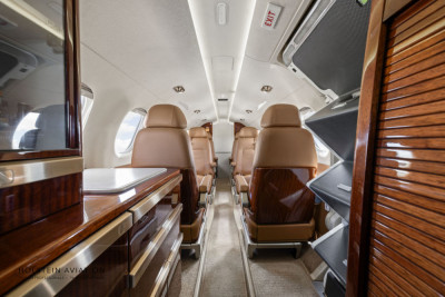 2011 Embraer Phenom 300: 