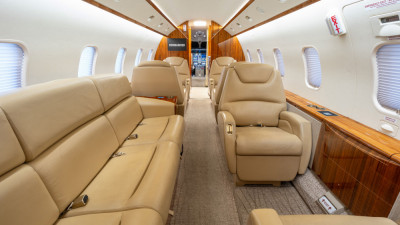 2013 Bombardier Challenger 300: Aft Cabin Forward View