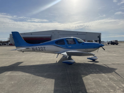 2019 Cirrus SR22: 