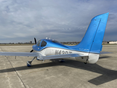 2019 Cirrus SR22: 