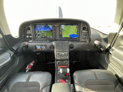 2019 Cirrus SR22: 