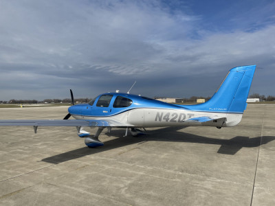 2019 Cirrus SR22: 
