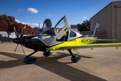 2021 Cirrus SR22T G6 GTS: 