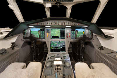 2013 Dassault Falcon 2000LX: 