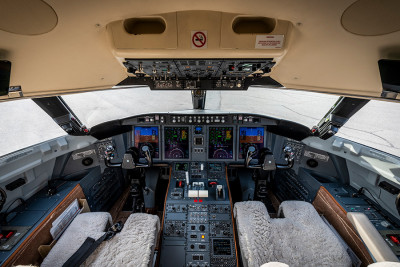 2009 Bombardier Challenger 605: 605-5755-Panel